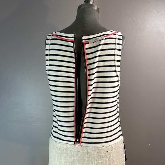 Loft dress in size 12  - 100% cotton.  Tweed looking bottom - French inspired - Picture 16 of 17